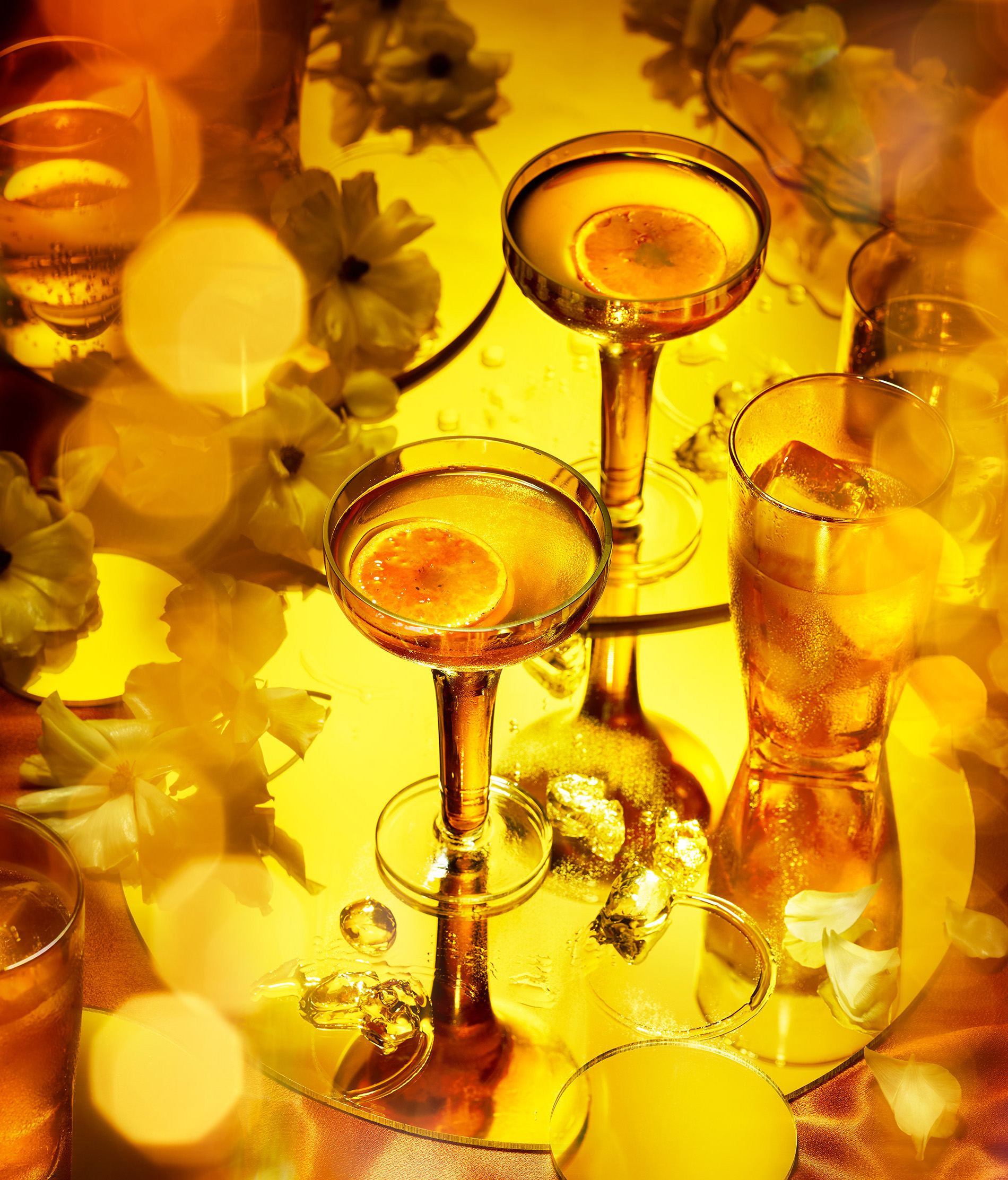 Annabelle_Breakey_Photography_Beverage_Photography_Cocktails_Gold-Hero_2